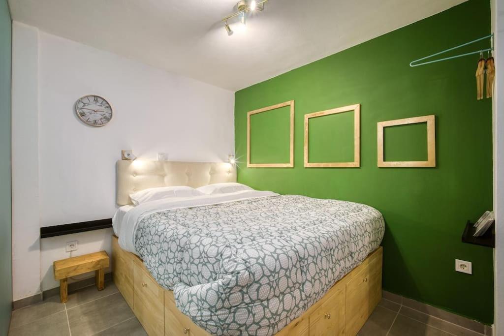 Modern Boutique Apartment Atene Esterno foto